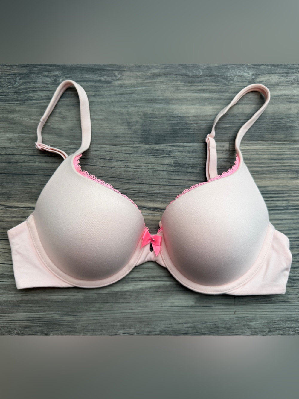 Victoria’s Secret body by Victoria Perfect Shape bra
